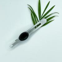 Пинцет косой с резиновый накладкой